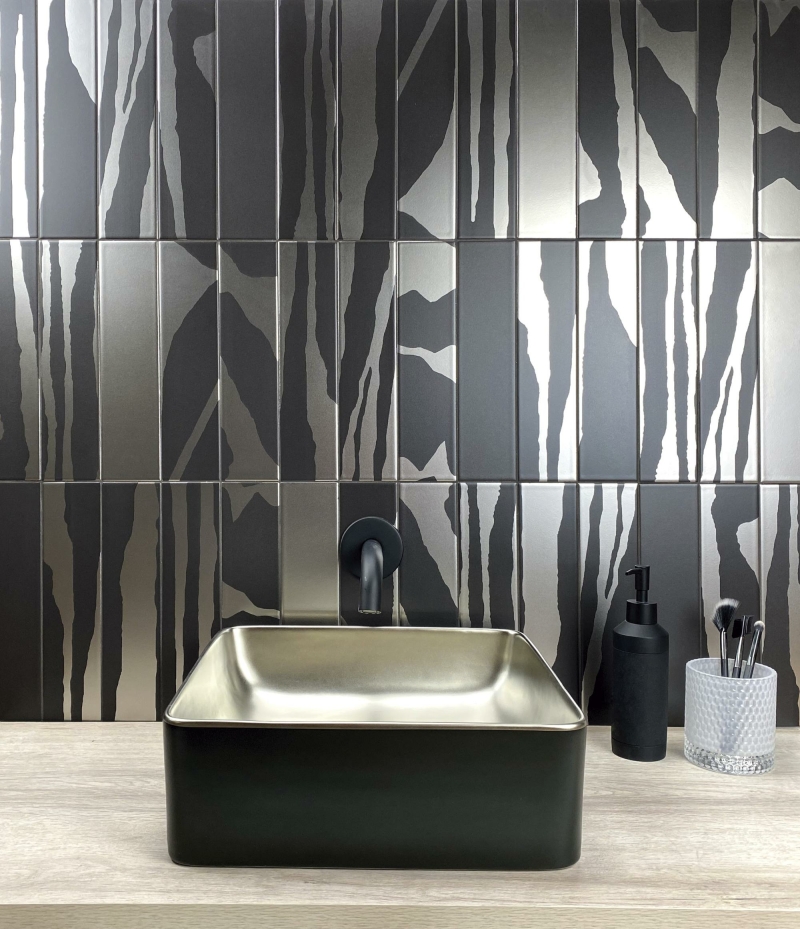 FLAT SAVANNAH BLACK & SILVER 7.5X30